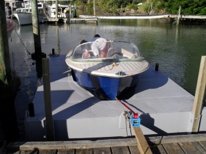 Boat lifter dry dock